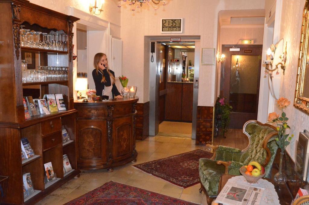 Hotel Waldersee Hanovre Extérieur photo
