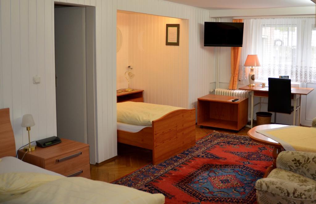 Hotel Waldersee Hanovre Extérieur photo